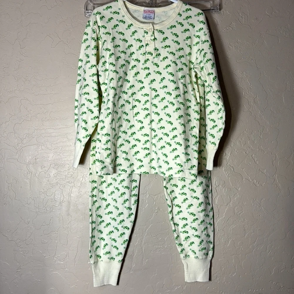 Wee muffin 100% cotton turtle print pajama set size 8
